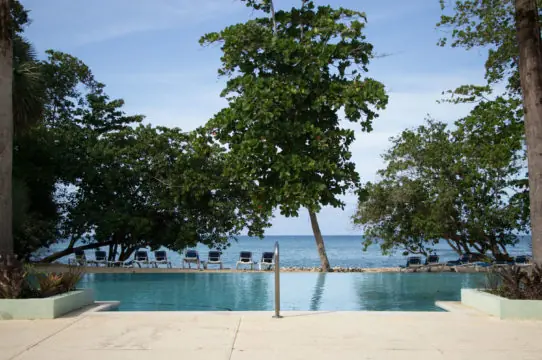 Shared infinity pool at Little Bay Country Club
